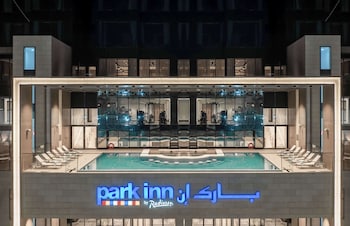 park inn by radisson hotel and apartments kuwait