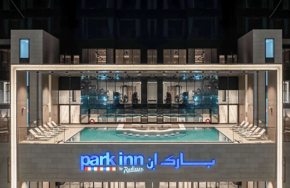 park inn by radisson hotel and apartments kuwait