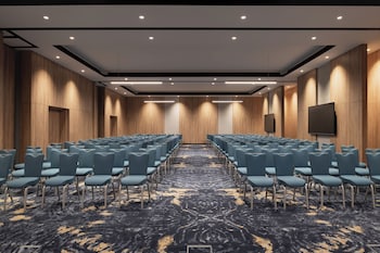 park inn by radisson hotel and apartments kuwait