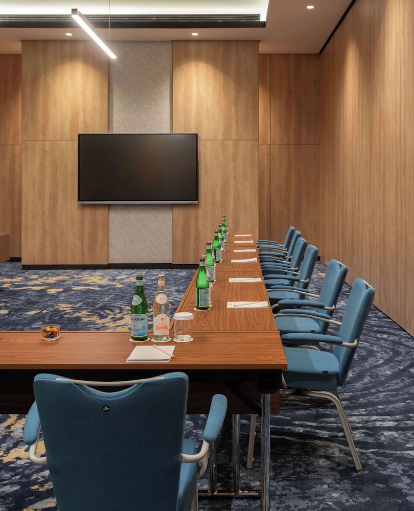 park inn by radisson hotel and apartments kuwait