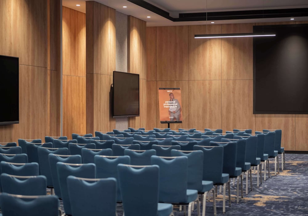 park inn by radisson hotel and apartments kuwait