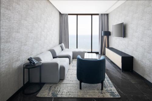 park inn by radisson hotel and apartments kuwait