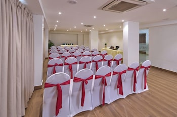 grand continent brookefield a sarovar portico affiliate hotel
