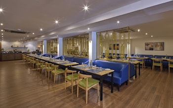 grand continent brookefield a sarovar portico affiliate hotel