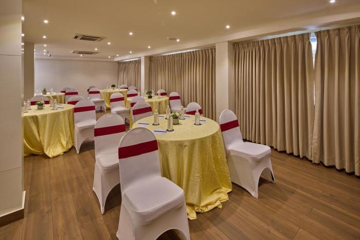 grand continent brookefield a sarovar portico affiliate hotel