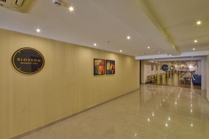 grand continent brookefield a sarovar portico affiliate hotel