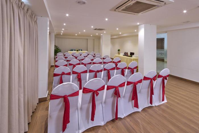 grand continent brookefield a sarovar portico affiliate hotel