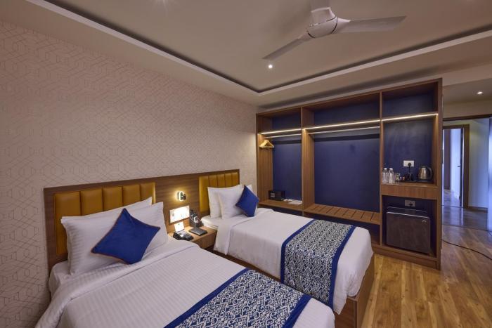 grand continent brookefield