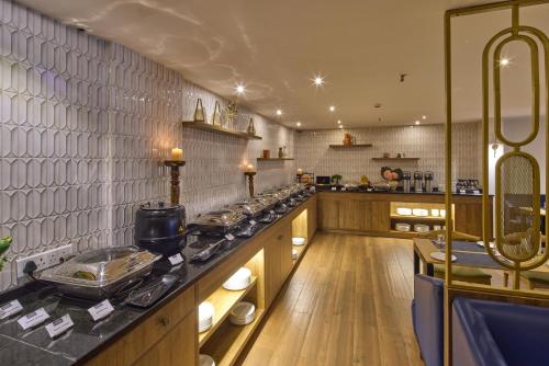 grand continent brookefield