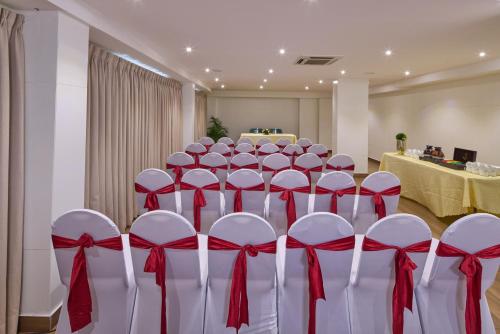 grand continent brookefield a sarovar portico affiliate hotel