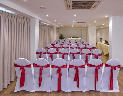 grand continent brookefield a sarovar portico affiliate hotel