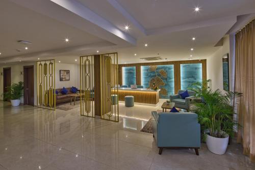 grand continent brookefield a sarovar portico affiliate hotel