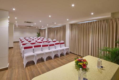 grand continent brookefield a sarovar portico affiliate hotel