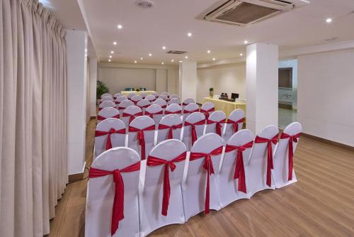 grand continent brookefield a sarovar portico affiliate hotel