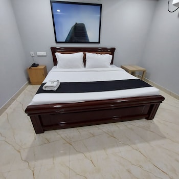 golden premier hotel near sr nagar