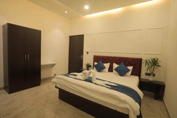 snowdrop home luxury 2bhk spacious apt