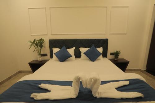 snowdrop home luxury 2bhk spacious apt