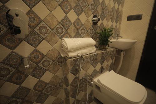 earthen bliss luxury 2bhk apt with balcony