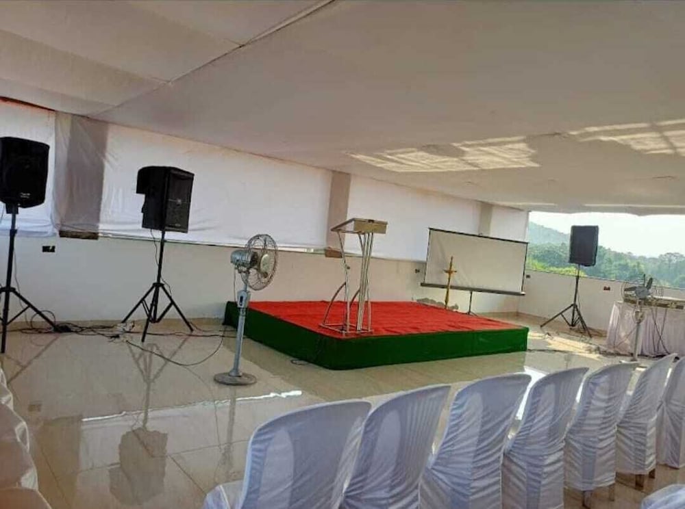 deep international goa