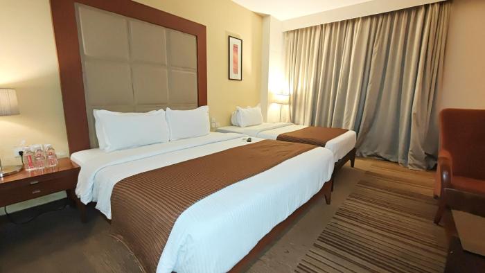 the sky imperial thaltej