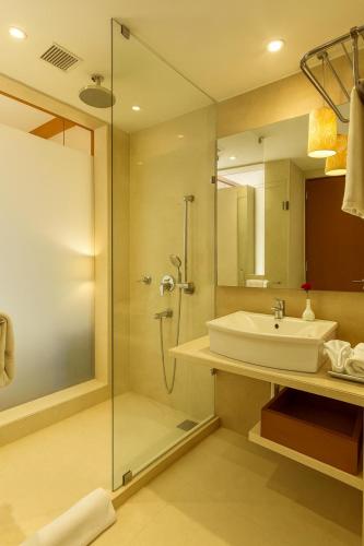 the sky imperial thaltej