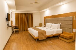 the sky comfort ahmedabad