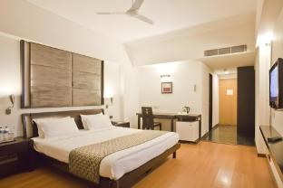 the sky imperial gandhinagar