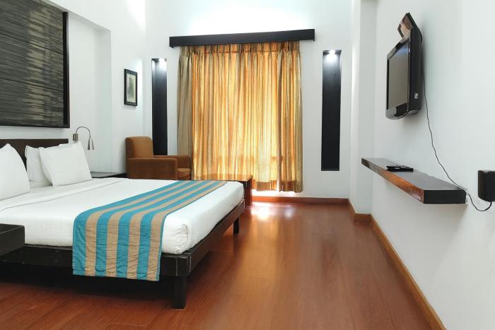 the sky imperial gandhinagar