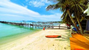 rockstar beach apartments