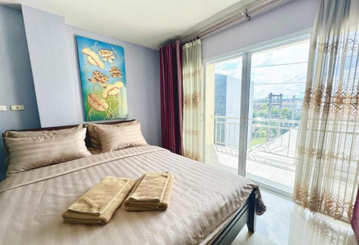 collection o bupamontra chiangmai