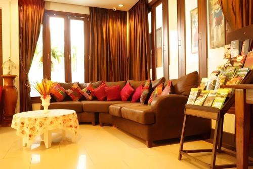 collection o bupamontra chiangmai