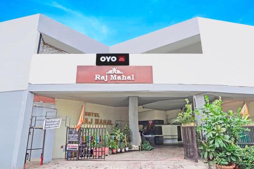 Hotel O Raj Mahal,,3 star