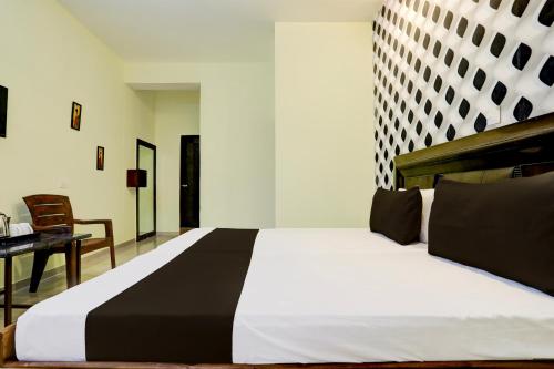 oyo 829306 hill view luxurious rooms