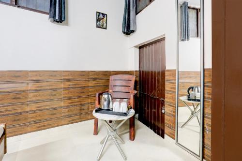 oyo 829306 hill view luxurious rooms