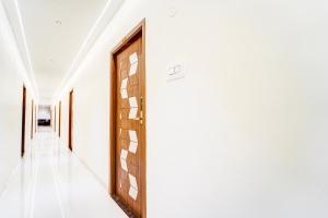 deluxe room super hotel o aarapalayam