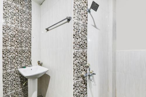 spot on hotel sky inn