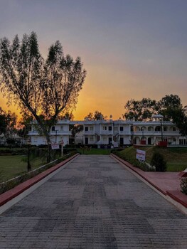 wedcation rani bagh resort by tivoli