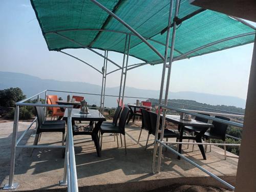 Hotel Kadam Palace,,3 star