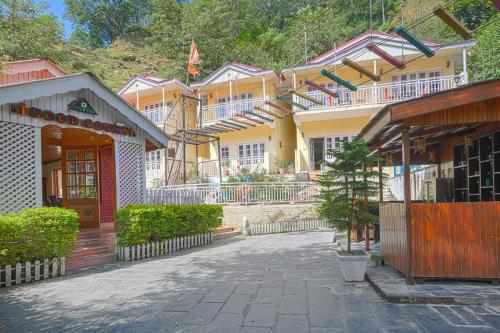 pax hotel rock villa