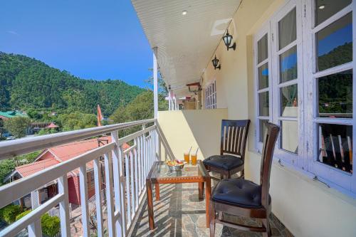 pax hotel rock villa