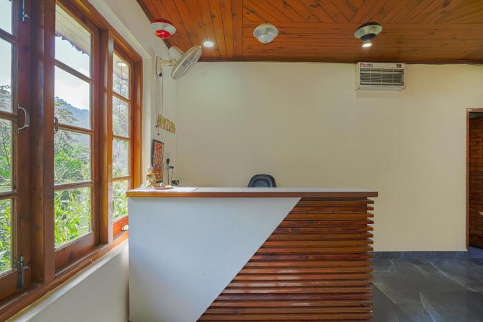 pax hotel rock villa