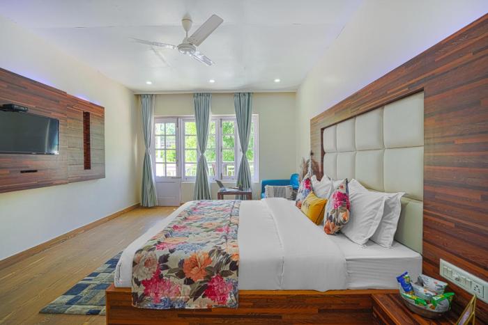 pax hotel rock villa