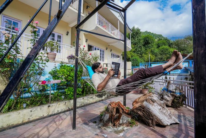 pax hotel rock villa