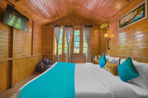 pax hotel rock villa