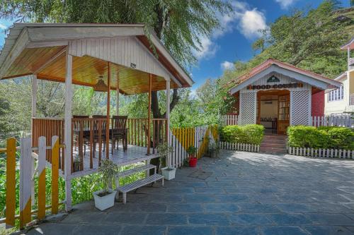 pax hotel rock villa