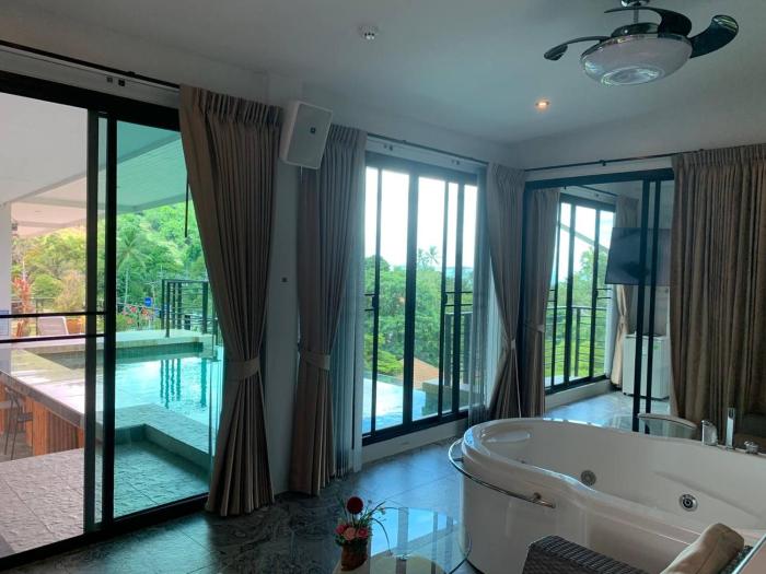 penthouse crystal bay apartments