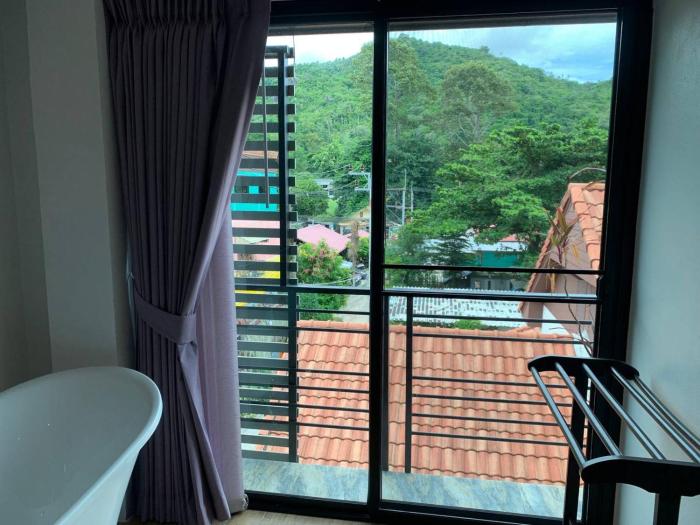 penthouse crystal bay apartments