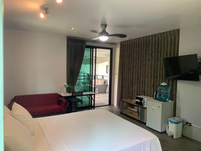 penthouse crystal bay apartments