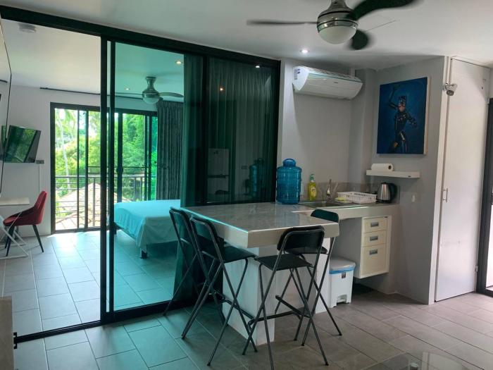 penthouse crystal bay apartments