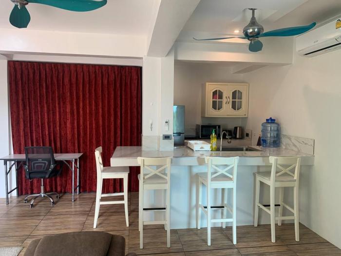 penthouse crystal bay apartments